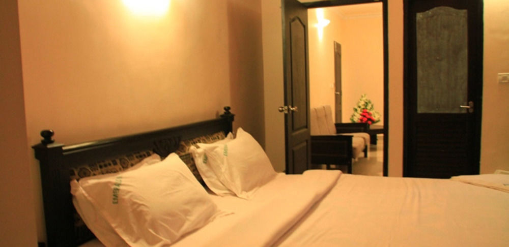 Hotel Emerald Inn Munnar Exterior foto