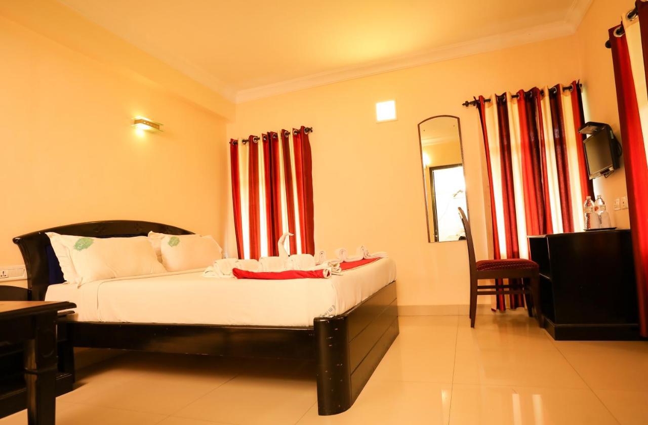 Hotel Emerald Inn Munnar Exterior foto